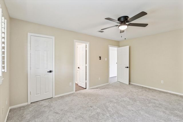 7011 Gunston Lane, Arlington, TX 76017