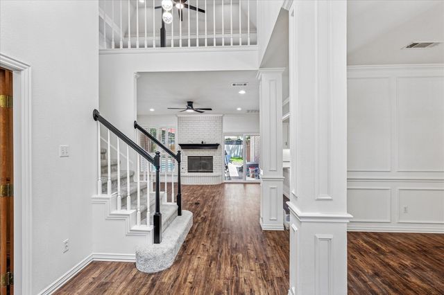 7011 Gunston Lane, Arlington, TX 76017