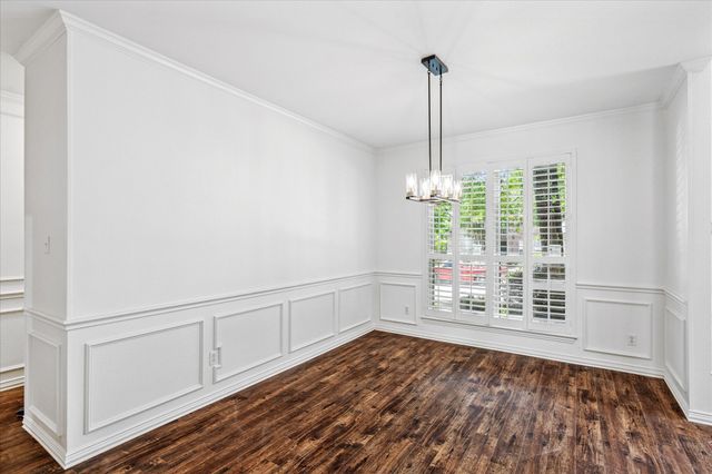 7011 Gunston Lane, Arlington, TX 76017