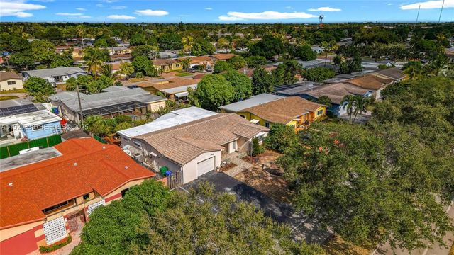 7541 Embassy Blvd, Miramar, FL 33023