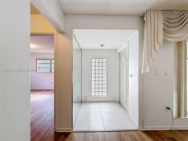 7541 Embassy Blvd, Miramar, FL 33023