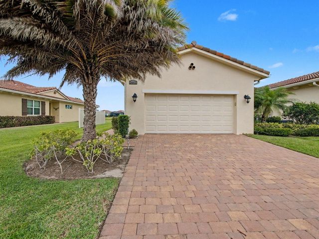24072 SW Firenze Way, Port St. Lucie, FL 34986