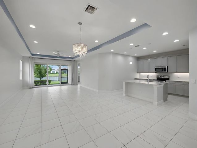 24072 SW Firenze Way, Port St. Lucie, FL 34986