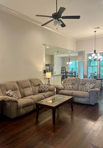 39345 Waycross Ave, Prairieville, LA 70769