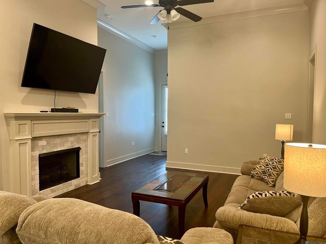 39345 Waycross Ave, Prairieville, LA 70769
