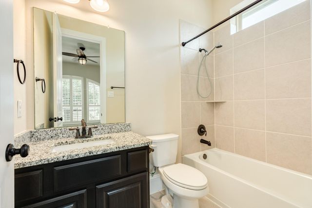 10114 Da Vinci Court, Iowa Colony, TX 77583