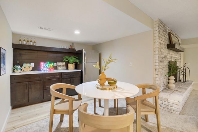 8100 Rhode Island Circle, Bloomington, MN 55438