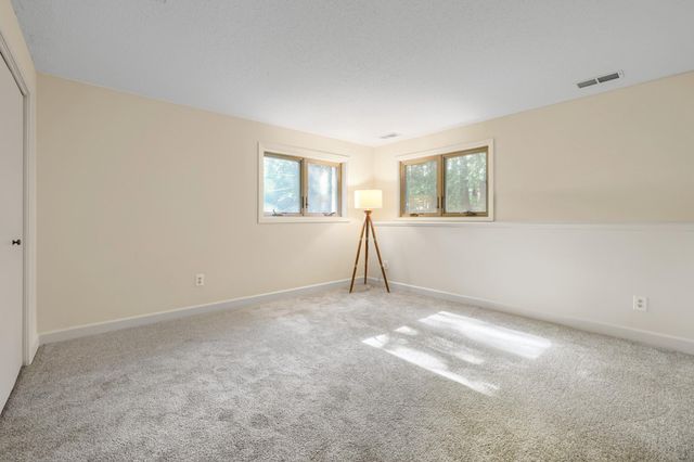 8100 Rhode Island Circle, Bloomington, MN 55438
