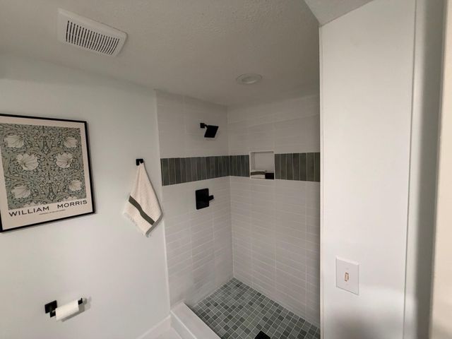 8100 Rhode Island Circle, Bloomington, MN 55438