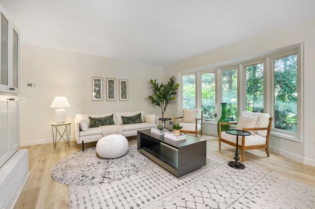 8100 Rhode Island Circle, Bloomington, MN 55438