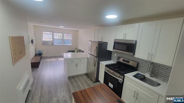552 38th Street 2, Union City, NJ 07087