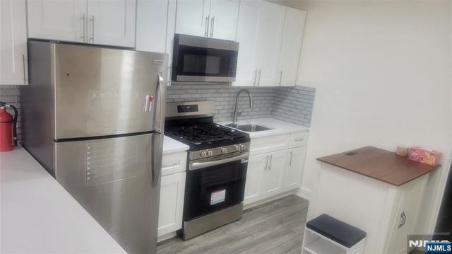 552 38th Street 2, Union City, NJ 07087