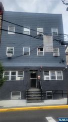 552 38th Street 2, Union City, NJ 07087