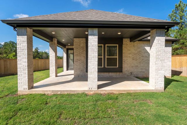 26383 Golden Pass Loop, Montgomery, TX 77316