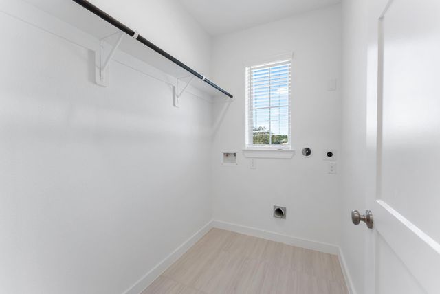 26383 Golden Pass Loop, Montgomery, TX 77316