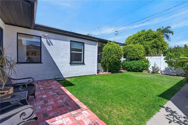 3934 N Marshall Way N, Long Beach, CA 90807
