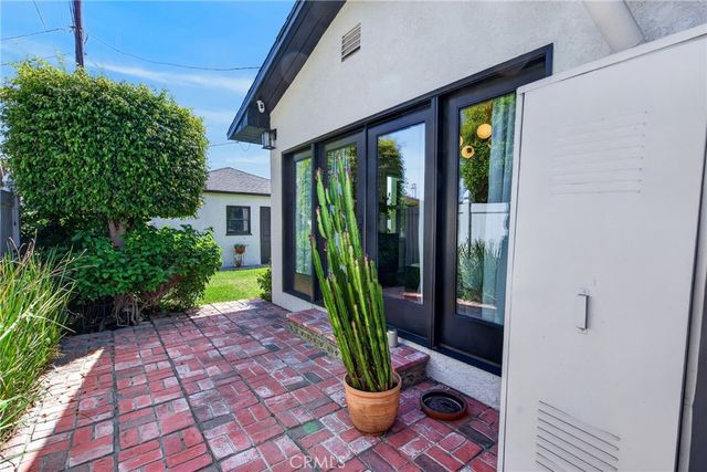 3934 N Marshall Way N, Long Beach, CA 90807