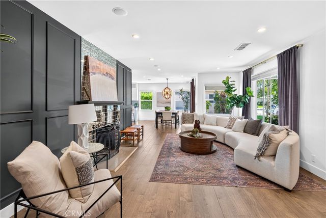 3934 N Marshall Way N, Long Beach, CA 90807