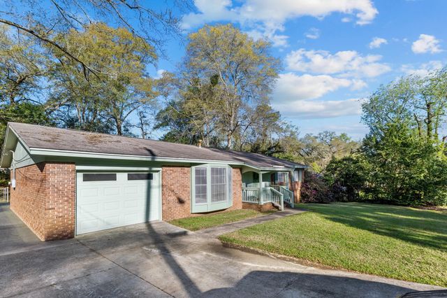 1811 Medart Drive, Tallahassee, FL 32303