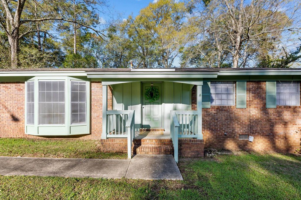 1811 Medart Drive, Tallahassee, FL 32303