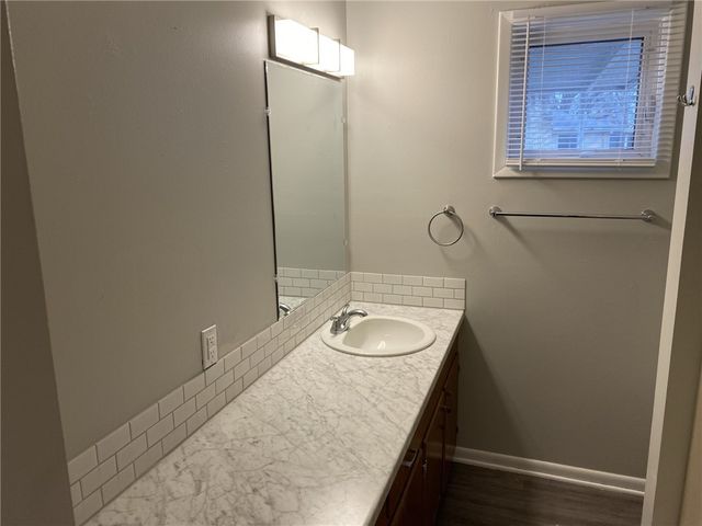 14901 Dutchmans Drive, Rogers, AR 72756