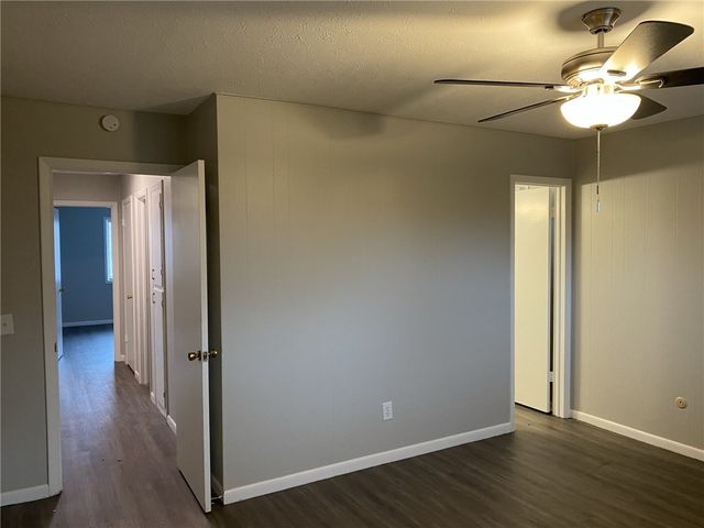 14901 Dutchmans Drive, Rogers, AR 72756