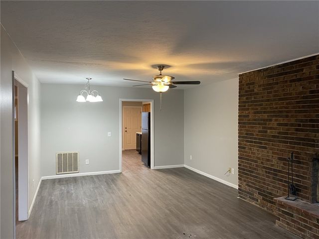 14901 Dutchmans Drive, Rogers, AR 72756