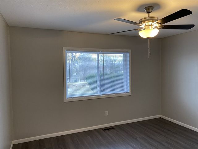 14901 Dutchmans Drive, Rogers, AR 72756