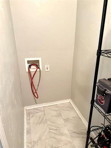 915 E Hill Street, Oklahoma City, OK 73105