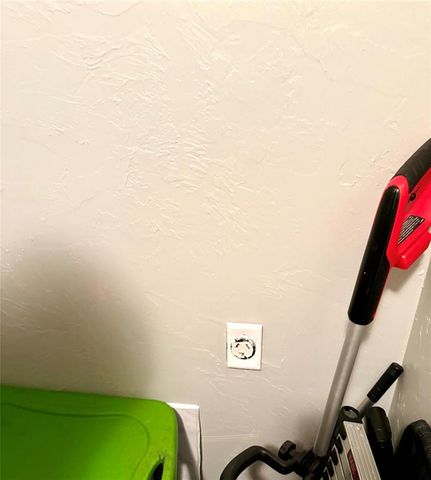 915 E Hill Street, Oklahoma City, OK 73105