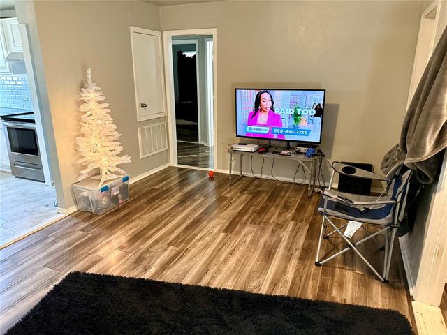 915 E Hill Street, Oklahoma City, OK 73105