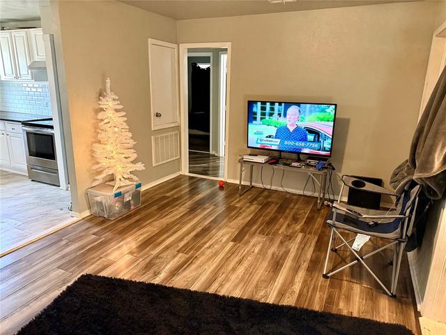 915 E Hill Street, Oklahoma City, OK 73105