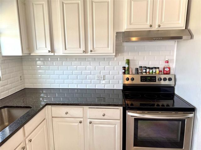 915 E Hill Street, Oklahoma City, OK 73105