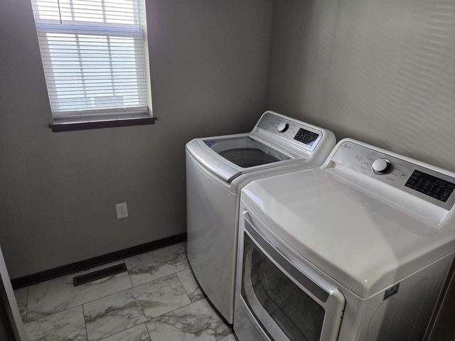 2914 Mizuna Drive, Fitchburg, WI 53711