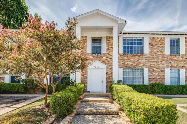 7225 Beechnut Street D, Houston, TX 77074
