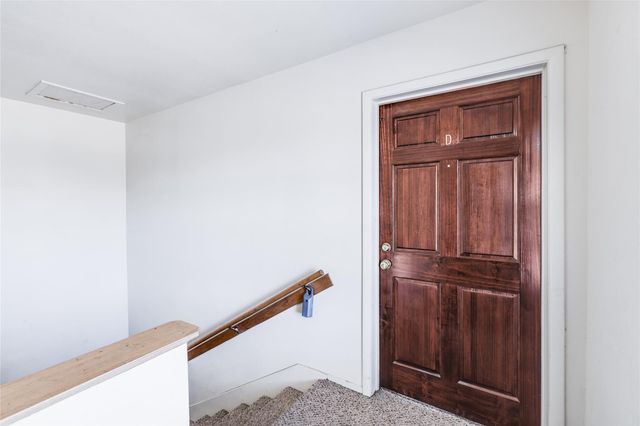 7225 Beechnut Street D, Houston, TX 77074