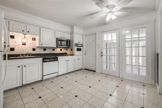 7225 Beechnut Street D, Houston, TX 77074