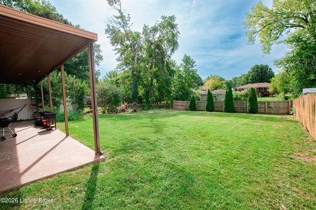 3406 Pineland Dr, Louisville, KY 40219