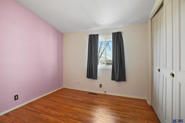 8321 Elizabeth Drive, Lincoln, NE 68505