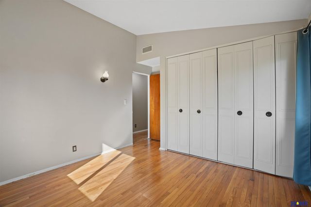 8321 Elizabeth Drive, Lincoln, NE 68505