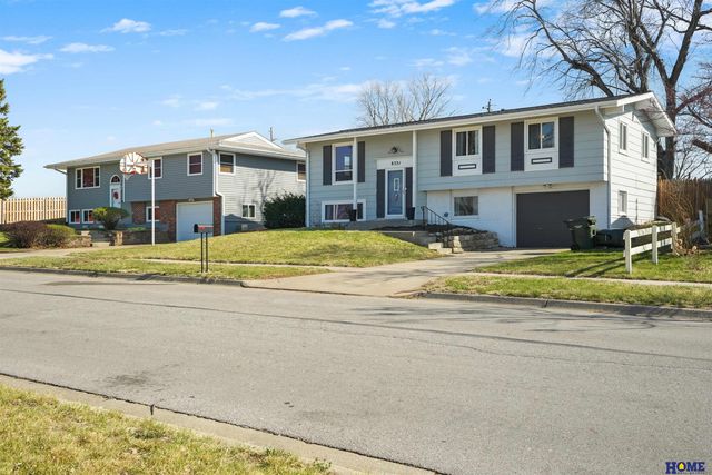 8321 Elizabeth Drive, Lincoln, NE 68505