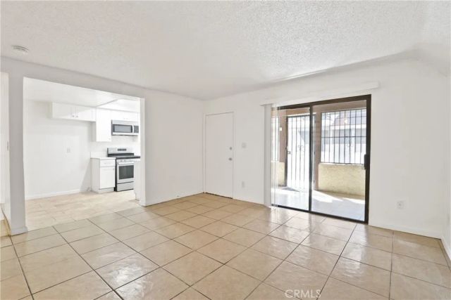 1239 W Rosecrans 26, Gardena, CA 90247