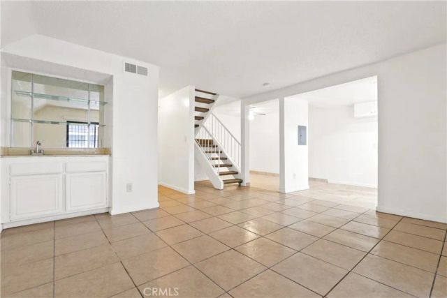 1239 W Rosecrans 26, Gardena, CA 90247