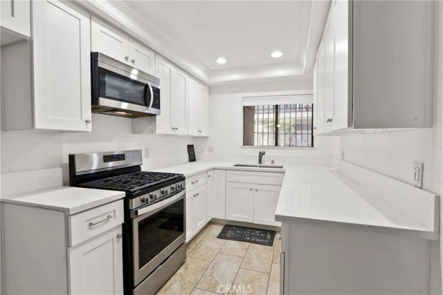 1239 W Rosecrans 26, Gardena, CA 90247