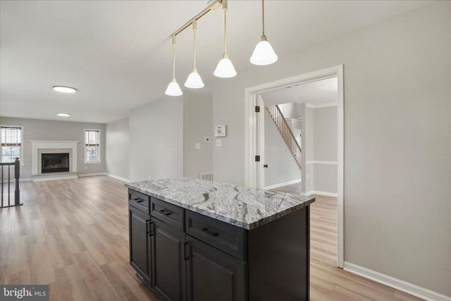 1043 TALISMAN DR, Martinsburg, WV 25403