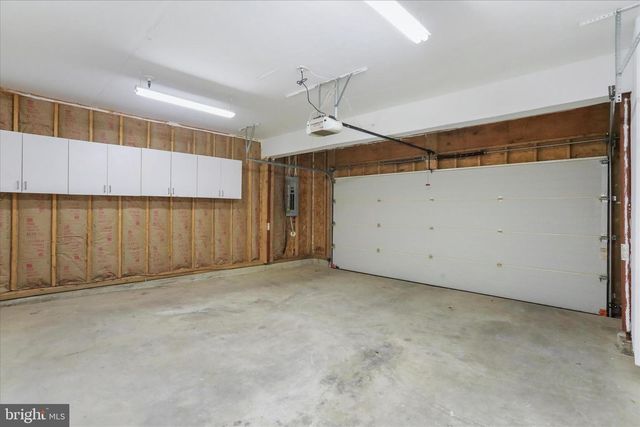 1043 TALISMAN DR, Martinsburg, WV 25403