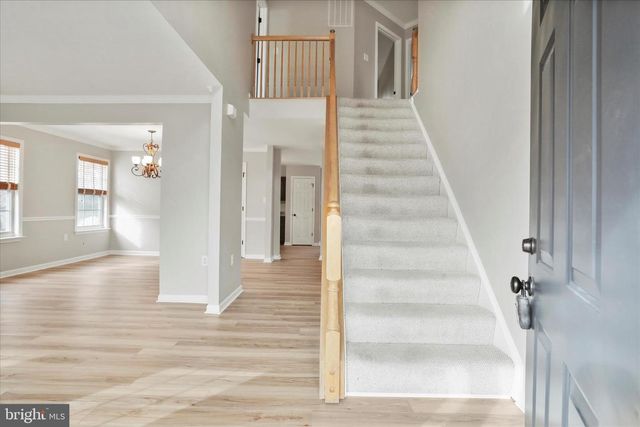 1043 TALISMAN DR, Martinsburg, WV 25403