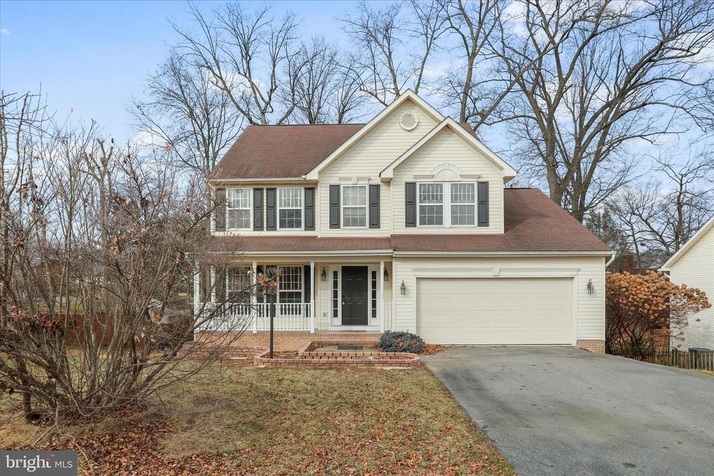 1043 TALISMAN DR, Martinsburg, WV 25403