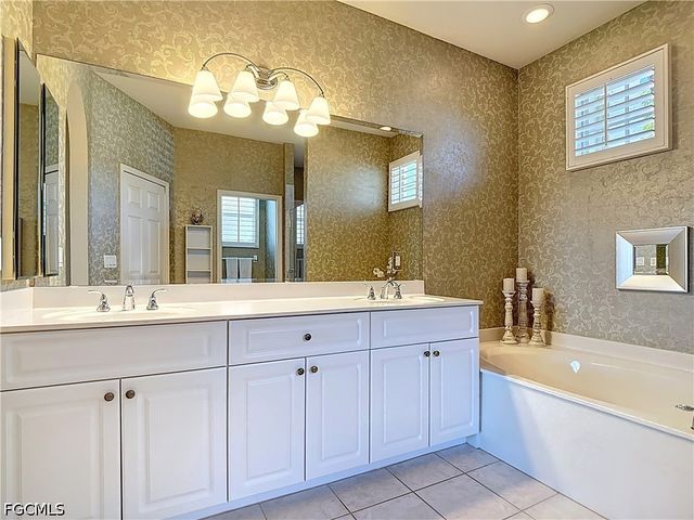 20746 Wheelock DR, North Fort Myers, FL 33917