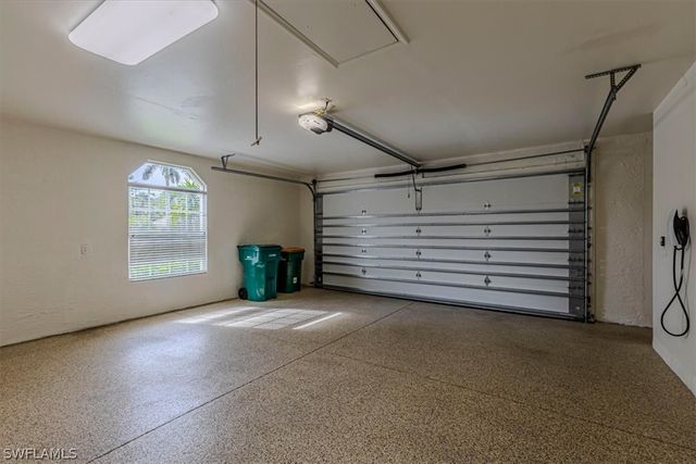 2055 Swainsons RUN, Naples, FL 34105